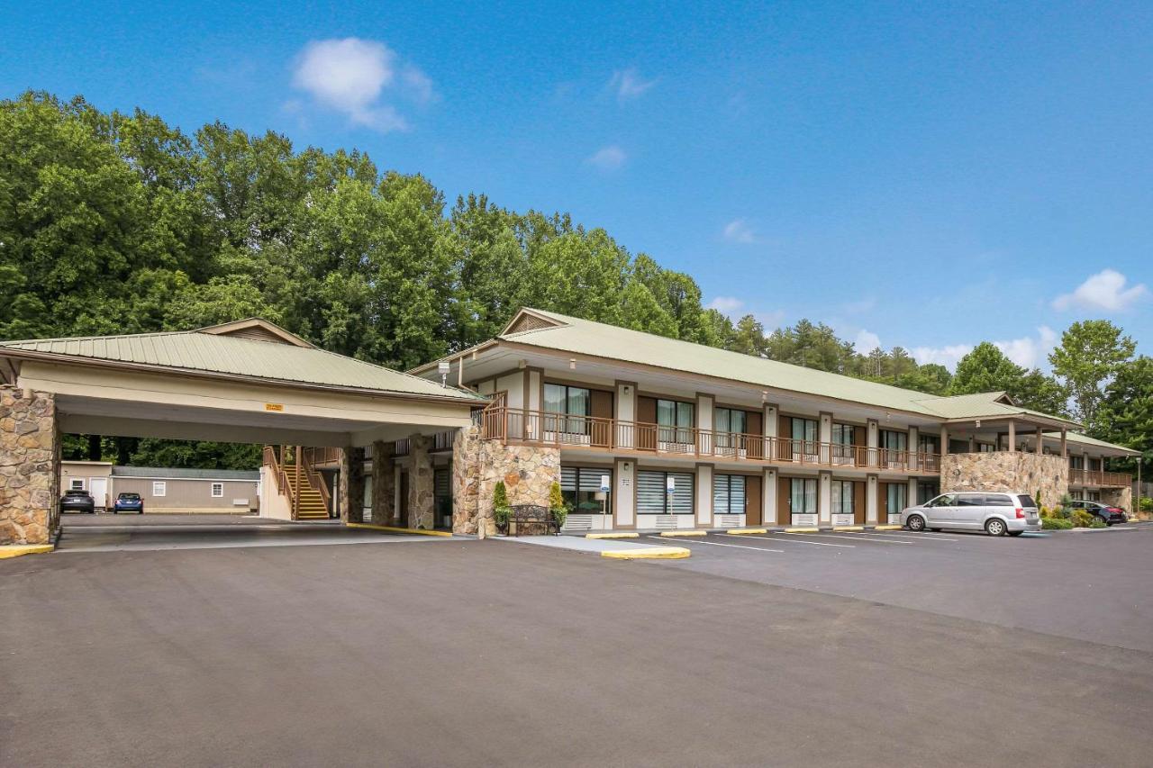 Quality Inn & Suites Mt Chalet Clayton Exterior foto